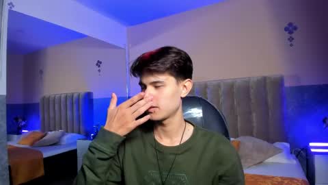 derek_sinn online show from 15, 4, 2026