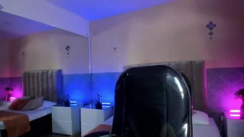 derek_sinn online show from 22, 4, 2026