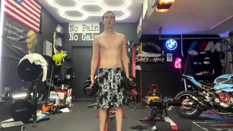 Snapshot of derekdings chatting on 11, 12, 2024 derekdings online show from 11, 12, 2024