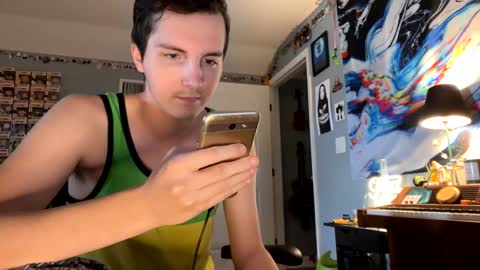 Snapshot of derekdings chatting on 17, 12, 2024 derekdings online show from 17, 12, 2024