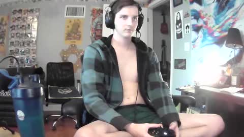 Snapshot of derekdings chatting on 6, 1, 2025 derekdings online show from 6, 1, 2025