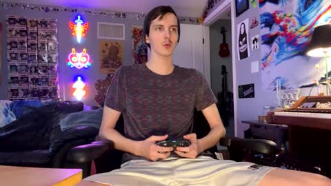 Snapshot of derekdings chatting on 6, 10, 2025 derekdings online show from 6, 10, 2025