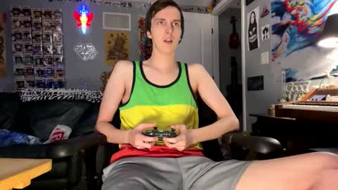 Snapshot of derekdings chatting on 23, 11, 2025 derekdings online show from 23, 11, 2025