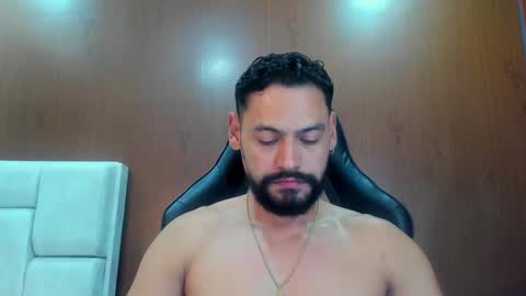 Snapshot of derrybigger_cm chatting on 25, 9, 2025 DerryBigger CM online show from 25, 9, 2025