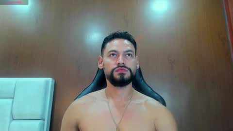 Snapshot of derrybigger_cm chatting on 26, 9, 2025 DerryBigger CM online show from 26, 9, 2025