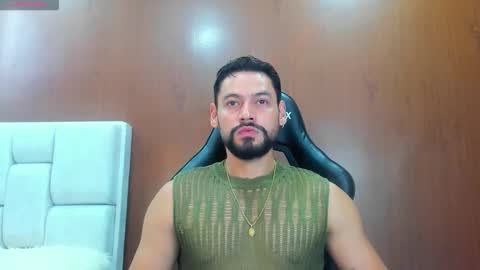 Snapshot of derrybigger_cm chatting on 21, 10, 2025 DerryBigger CM online show from 21, 10, 2025