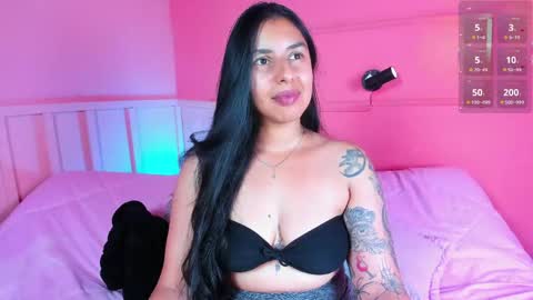 Snapshot of desi_latin chatting on 18, 5, 2026 NTMY guys im a kinda desi from Medellin online show from 18, 5, 2026