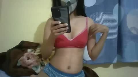 Nidhilove online show from 4, 2, 2025