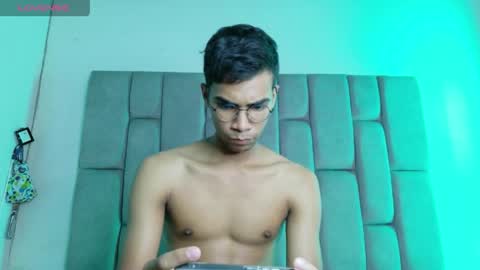 desire4duo online show from 22, 4, 2026