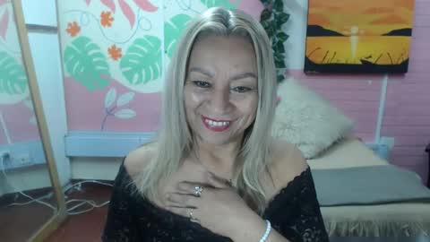 VALERIA online show from 28, 4, 2026