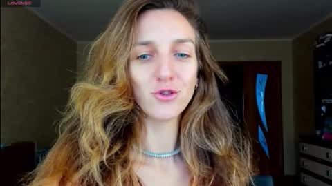 Snapshot of desired_zoya chatting on 19, 9, 2025 desired zoya online show from 19, 9, 2025