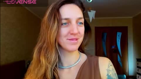 Snapshot of desired_zoya chatting on 14, 10, 2025 desired zoya online show from 14, 10, 2025