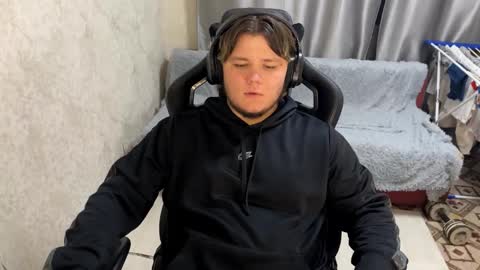 desiredude9 online show from 13, 9, 2025