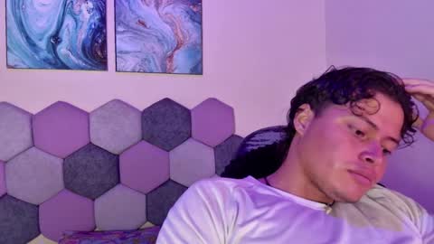 TORI AND MR. BEAR online show from 4, 10, 2025