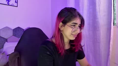 TORI AND MR. BEAR online show from 1, 2, 2026