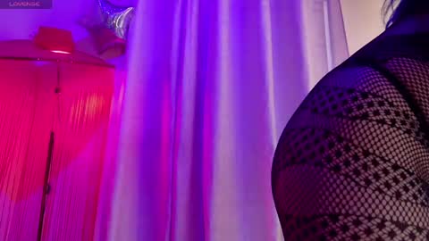 TORI AND MR. BEAR online show from 18, 4, 2026