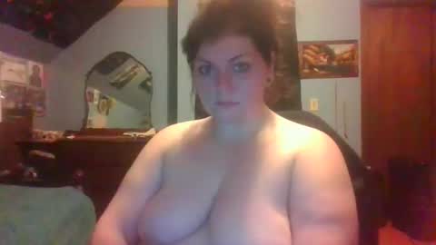 Snapshot of desireepeach69 chatting on 23, 5, 2026 desireepeach69 online show from 23, 5, 2026