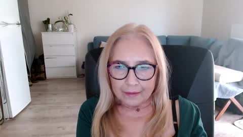 S O F I A online show from 29, 1, 2025