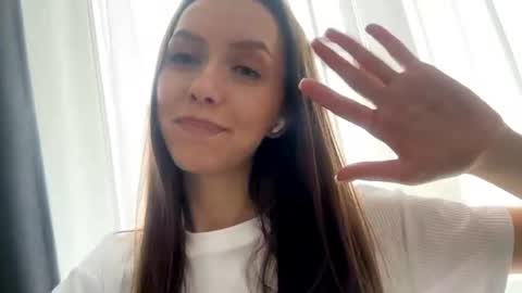 Ksenia online show from 6, 4, 2026