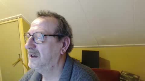 Snapshot of destelp chatting on 25, 2, 2026 destelp online show from 25, 2, 2026