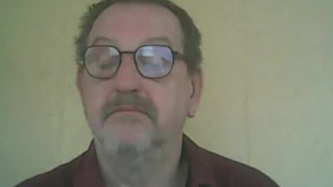 Snapshot of destelp chatting on 24, 4, 2026 destelp online show from 24, 4, 2026