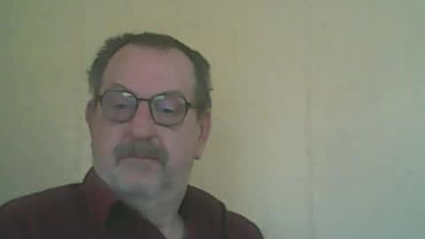 Snapshot of destelp chatting on 25, 4, 2026 destelp online show from 25, 4, 2026