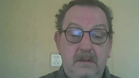 Snapshot of destelp chatting on 26, 4, 2026 destelp online show from 26, 4, 2026