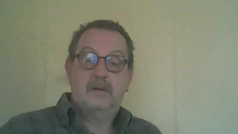 Snapshot of destelp chatting on 27, 4, 2026 destelp online show from 27, 4, 2026