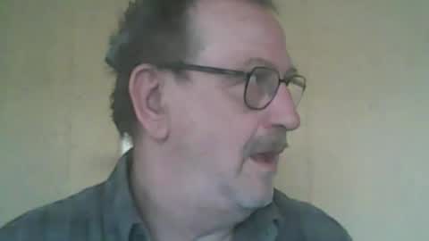 Snapshot of destelp chatting on 29, 4, 2026 destelp online show from 29, 4, 2026