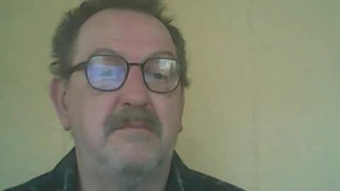 Snapshot of destelp chatting on 10, 5, 2026 destelp online show from 10, 5, 2026