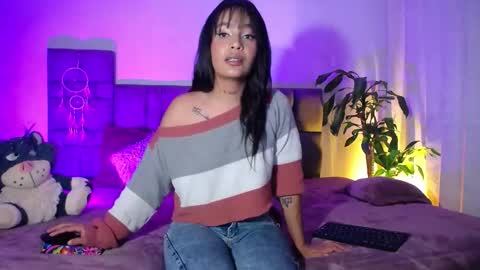 Independent model online show from 26, 9, 2025