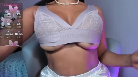 Destinne Mill online show from 3, 2, 2025