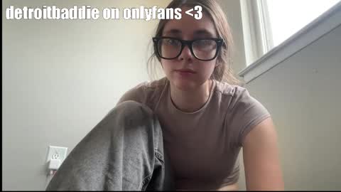 detroitbaddie online show from 17, 10, 2025