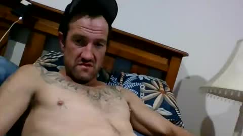 deusemcee92 online show from 26, 5, 2026