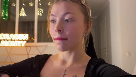 Snapshot of deva_alice chatting on 9, 12, 2024 Id be happy to have a steamy stream girl online show from 9, 12, 2024