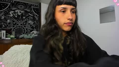 Snapshot of devadoll chatting on 2, 12, 2024 Gi HELP ME REACH 50 THUMPS UP 3 online show from 2, 12, 2024