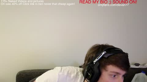 Snapshot of devantheplug chatting on 14, 12, 2024 Devan online show from 14, 12, 2024