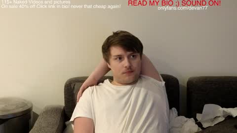 Snapshot of devantheplug chatting on 16, 12, 2024 Devan online show from 16, 12, 2024