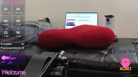 Deviant Devotion online show from 28, 1, 2025