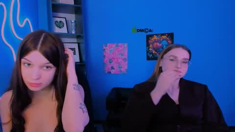 devil_moon_ online show from 7, 3, 2026