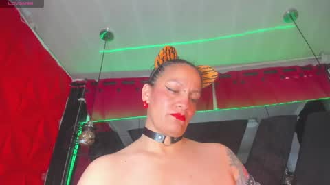 devil_taylorx online show from 22, 2, 2025