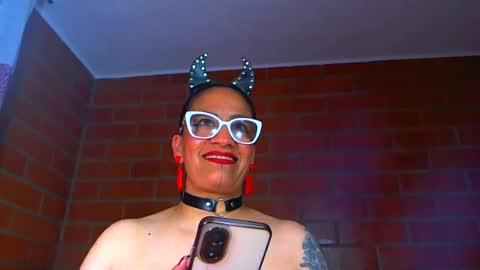 Snapshot of devil_taylorx chatting on 25, 6, 2026 devil_taylorx online show from 25, 6, 2026