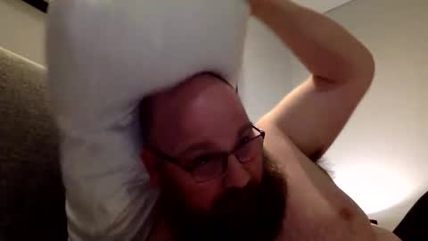 devilwings2 online show from 17, 9, 2025