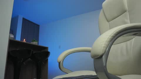 Devin Hunter online show from 14, 12, 2024