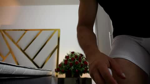 Devin Hunter online show from 18, 2, 2025