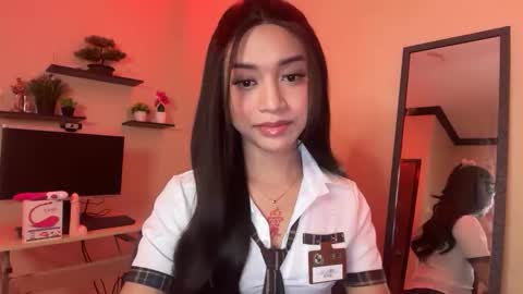 Snapshot of devine_goddessx chatting on 21, 9, 2025 Devine Greyson online show from 21, 9, 2025