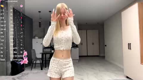 dewdropdoll online show from 20, 6, 2026