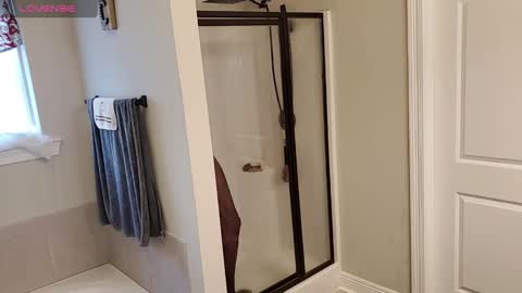 Dextercollins online show from 18, 12, 2024