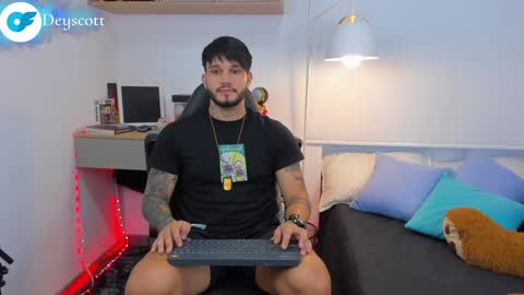 JULIAN online show from 22, 1, 2025