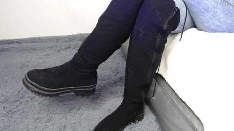 Snapshot of deysha_garncia chatting on 10, 9, 2025 Deysha online show from 10, 9, 2025